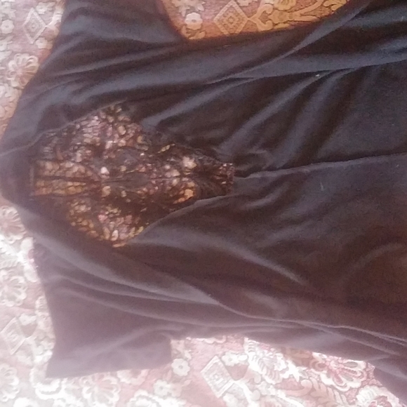 Black with lace back vest - Picture 1 of 3